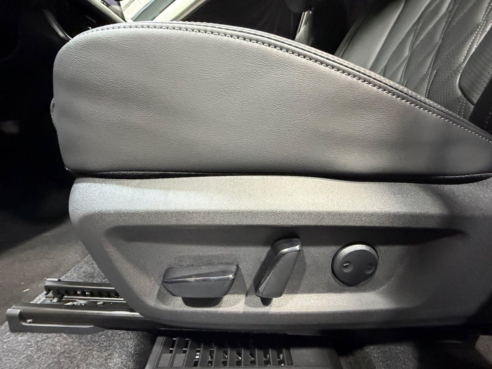 2026 Nissan Rogue Platinum - Photo 15