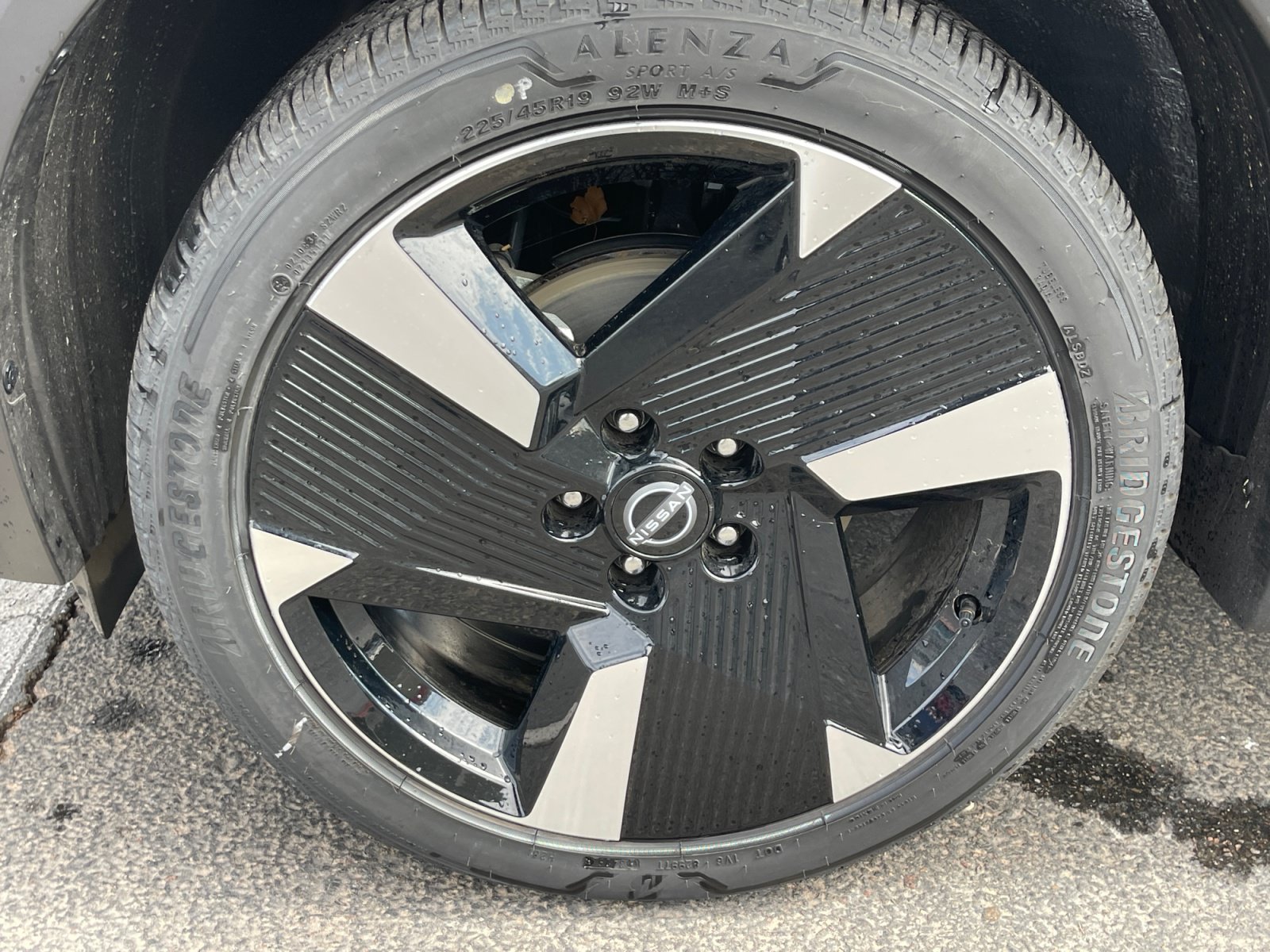 2026 Nissan KICKS SR - Photo 25