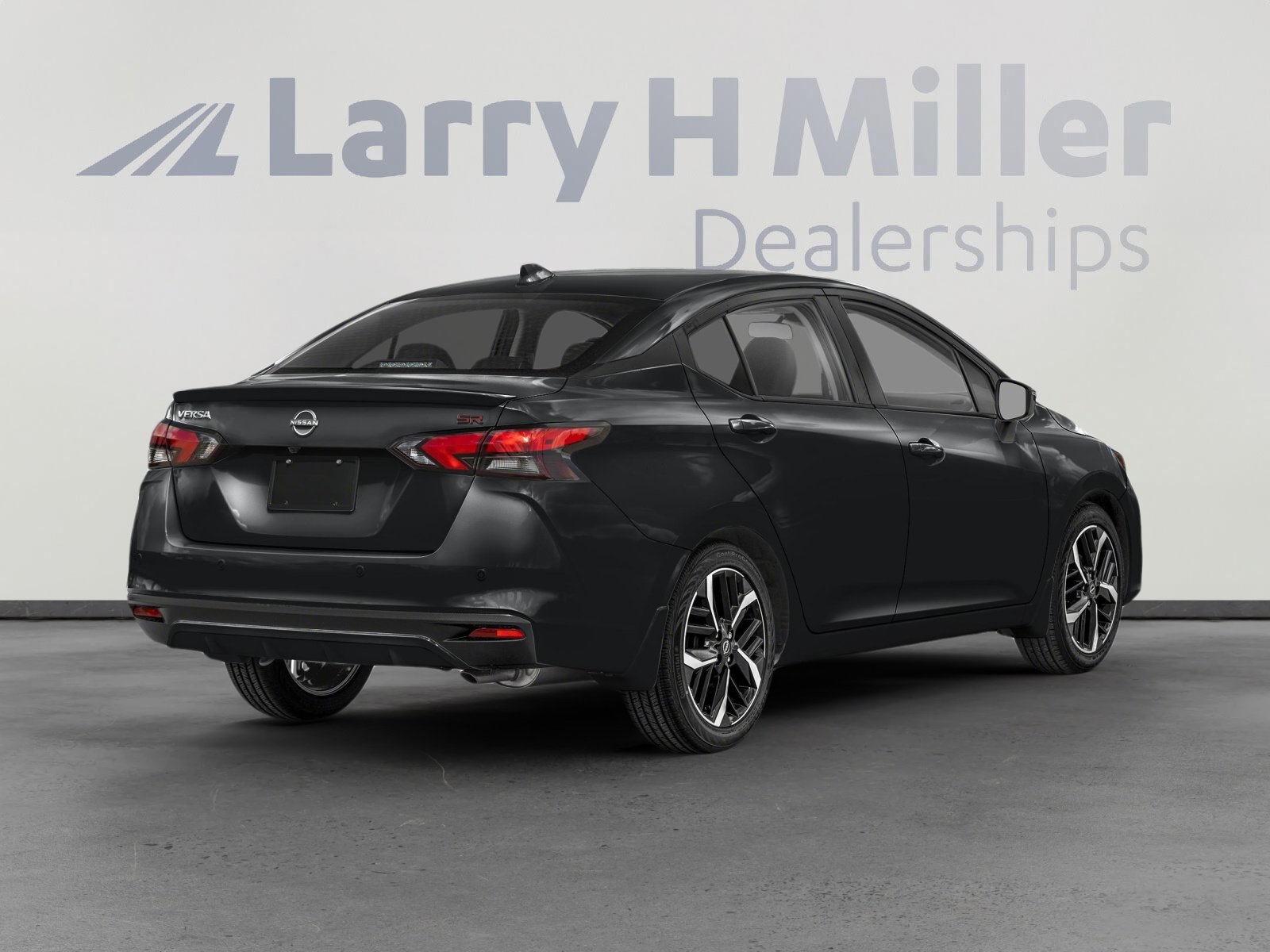 2025 Nissan Versa 1.6 SR photo 3