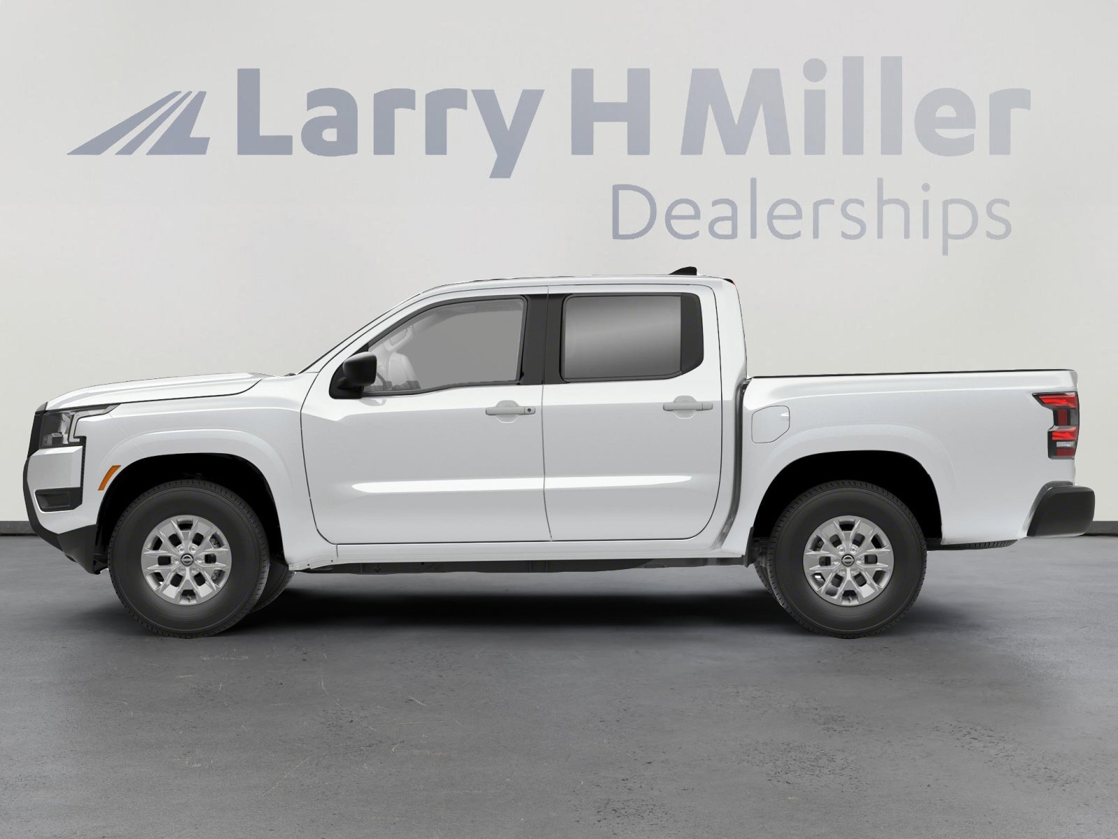 2025 Nissan Frontier S photo 3