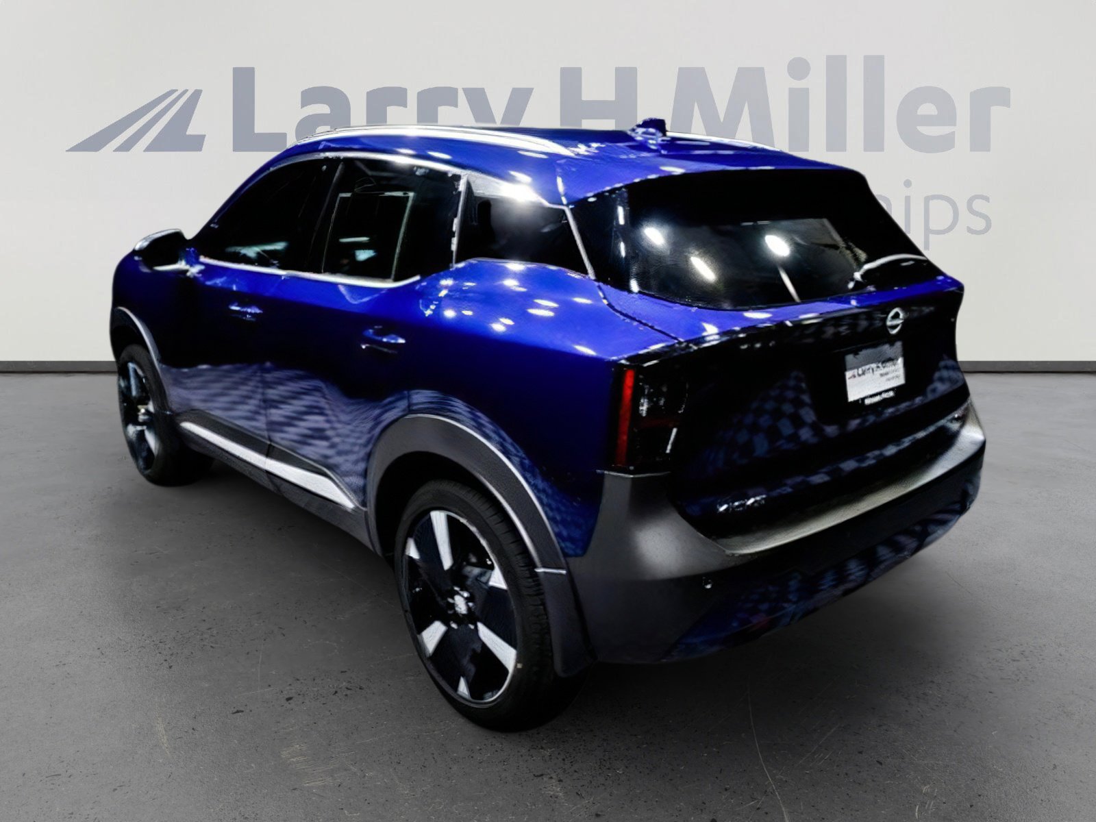 2025 Nissan Kicks SR photo 4