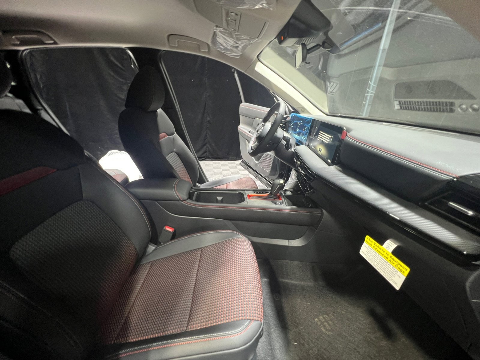 2026 Nissan KICKS SR - Photo 20