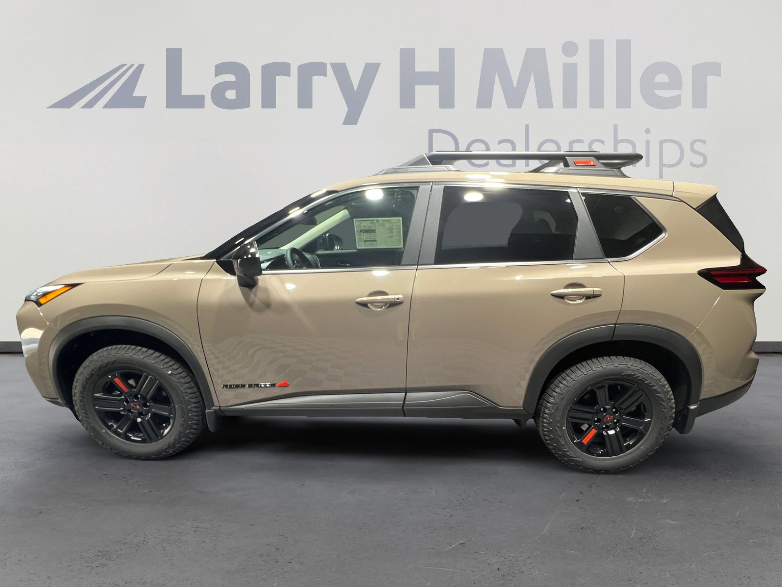 2026 Nissan Rogue SV photo 3