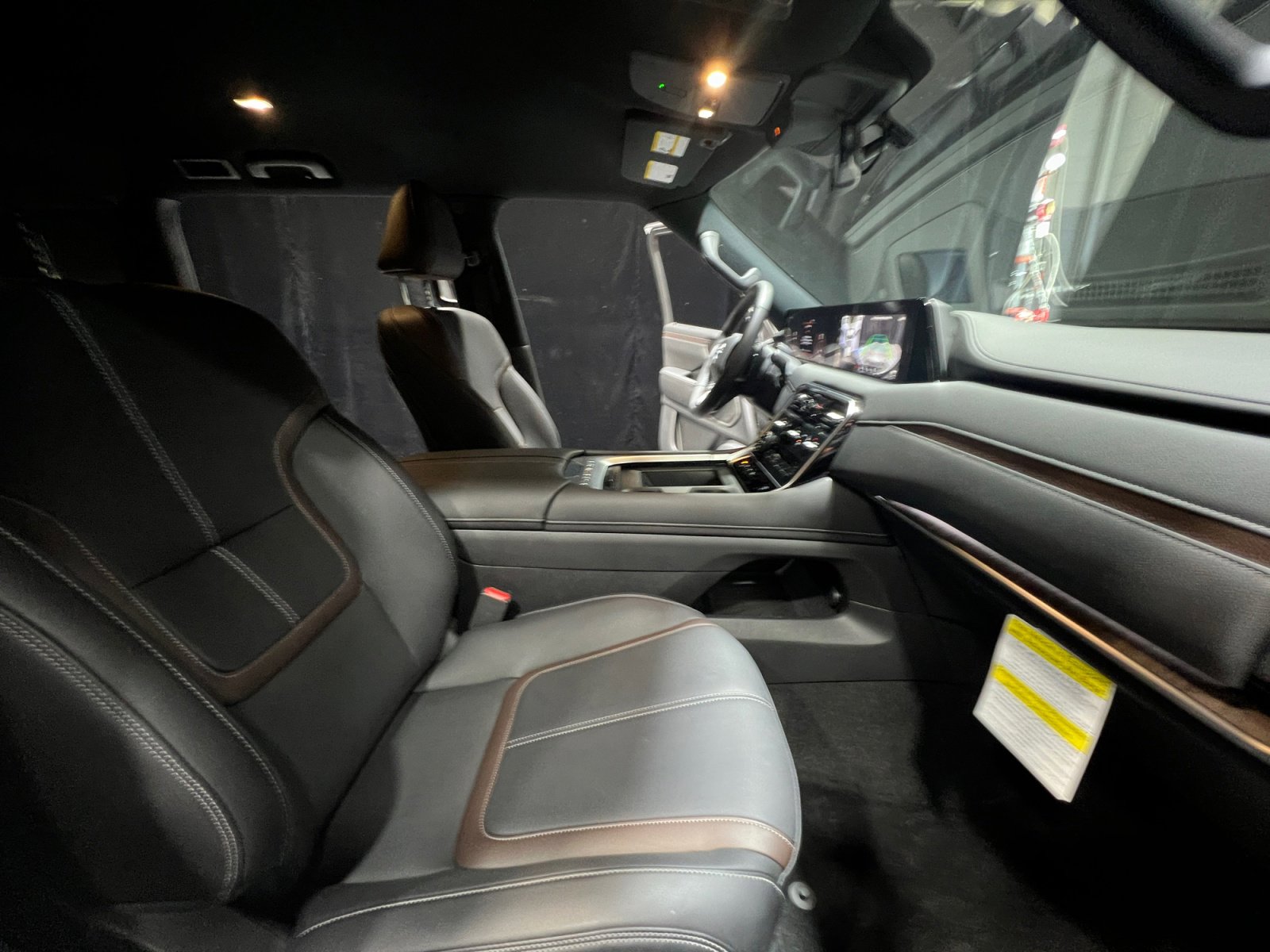 2026 Nissan Armada SL - Photo 20