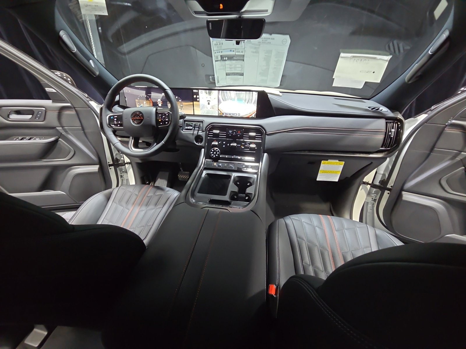 2025 Nissan Armada PRO-4X - Photo 21