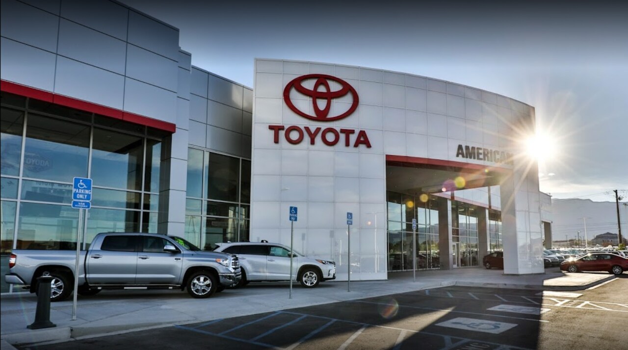 Santa Fe Area Toyota Dealer Larry H. Miller American