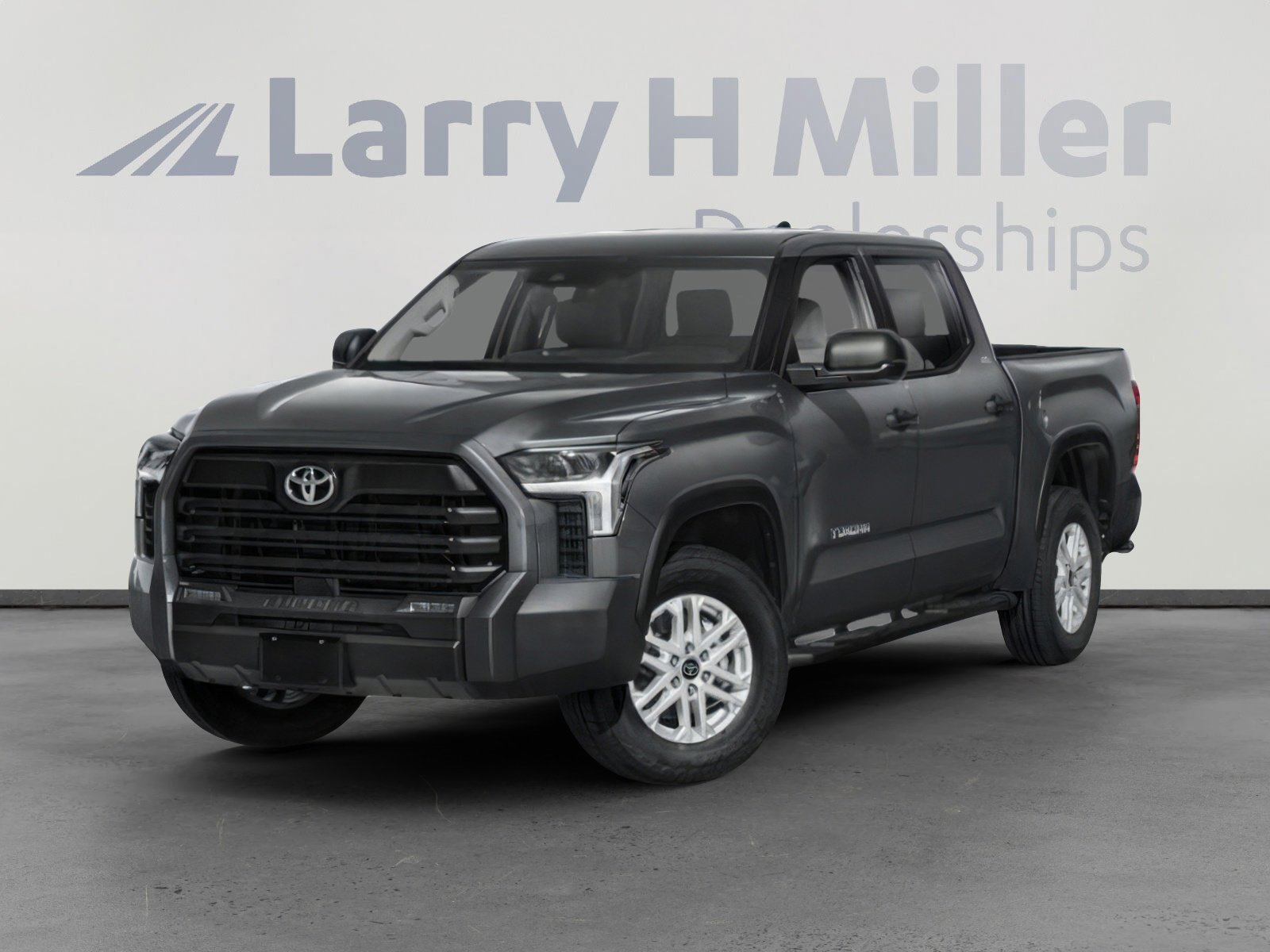 2025 Toyota Tundra SR5 CrewMax photo 4