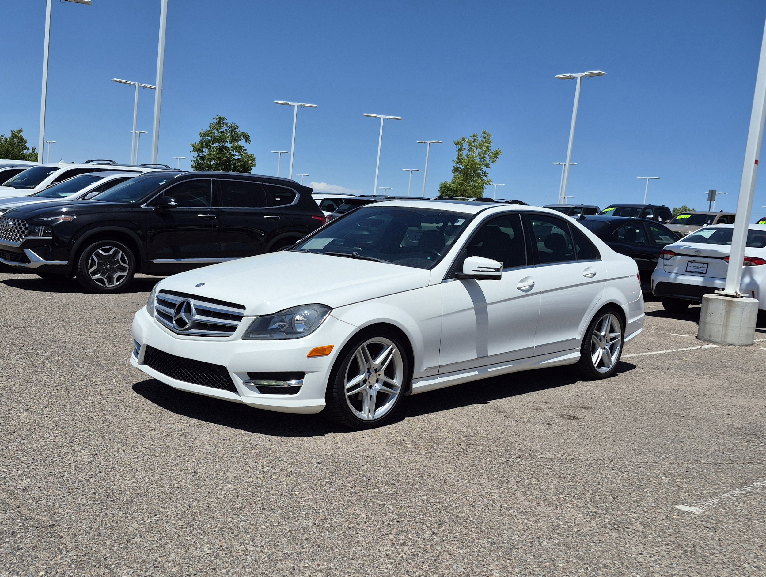 2013 Mercedes-Benz C-Class's photo