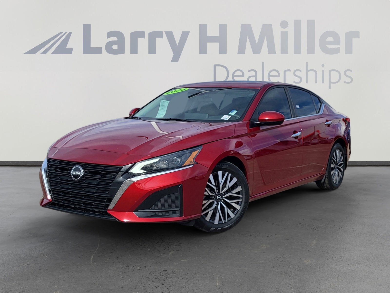 2023 Nissan Altima SV's photo