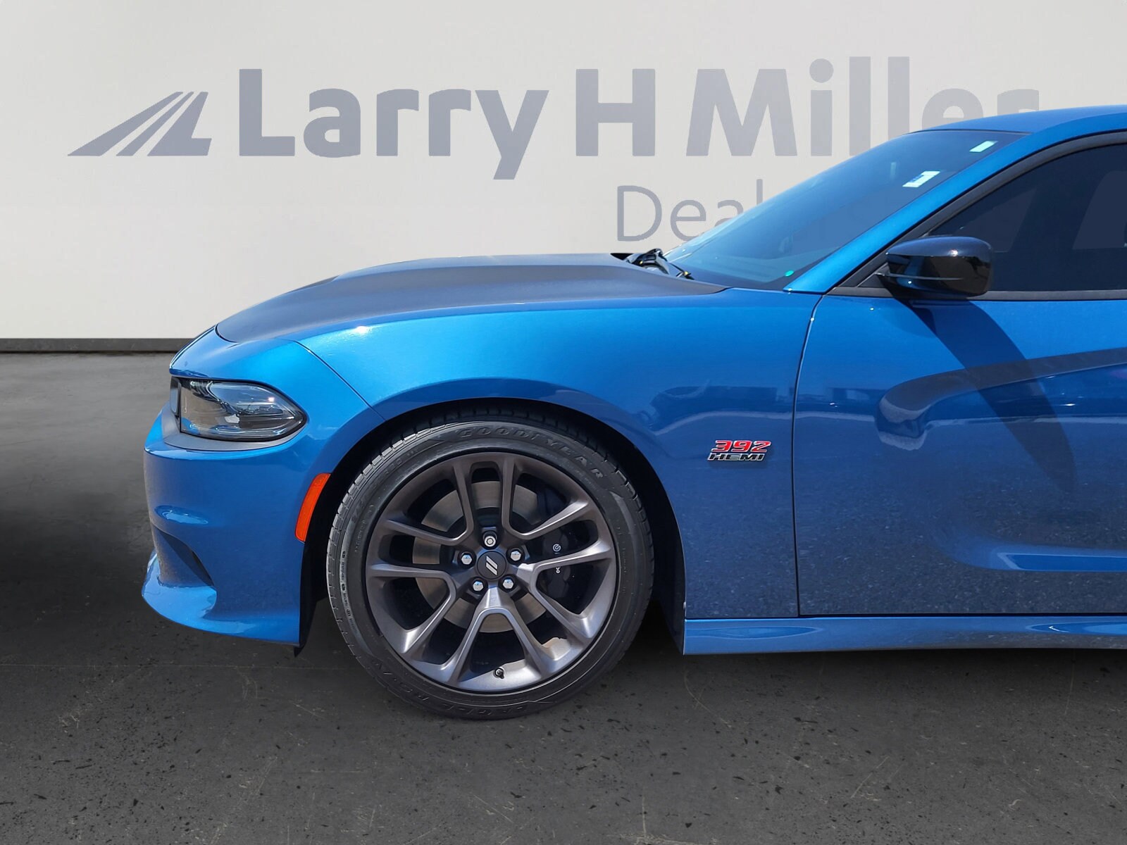 2023 Dodge Charger Scat Pack photo 2