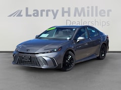 2025 Toyota Camry SE Sedan