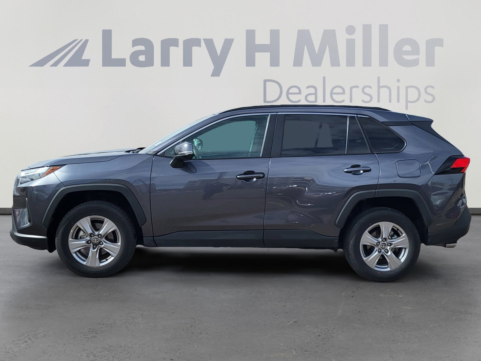 Used 2025 Toyota RAV4 XLE with VIN 2T3P1RFV8SC506856 for sale in Northfield, Minnesota