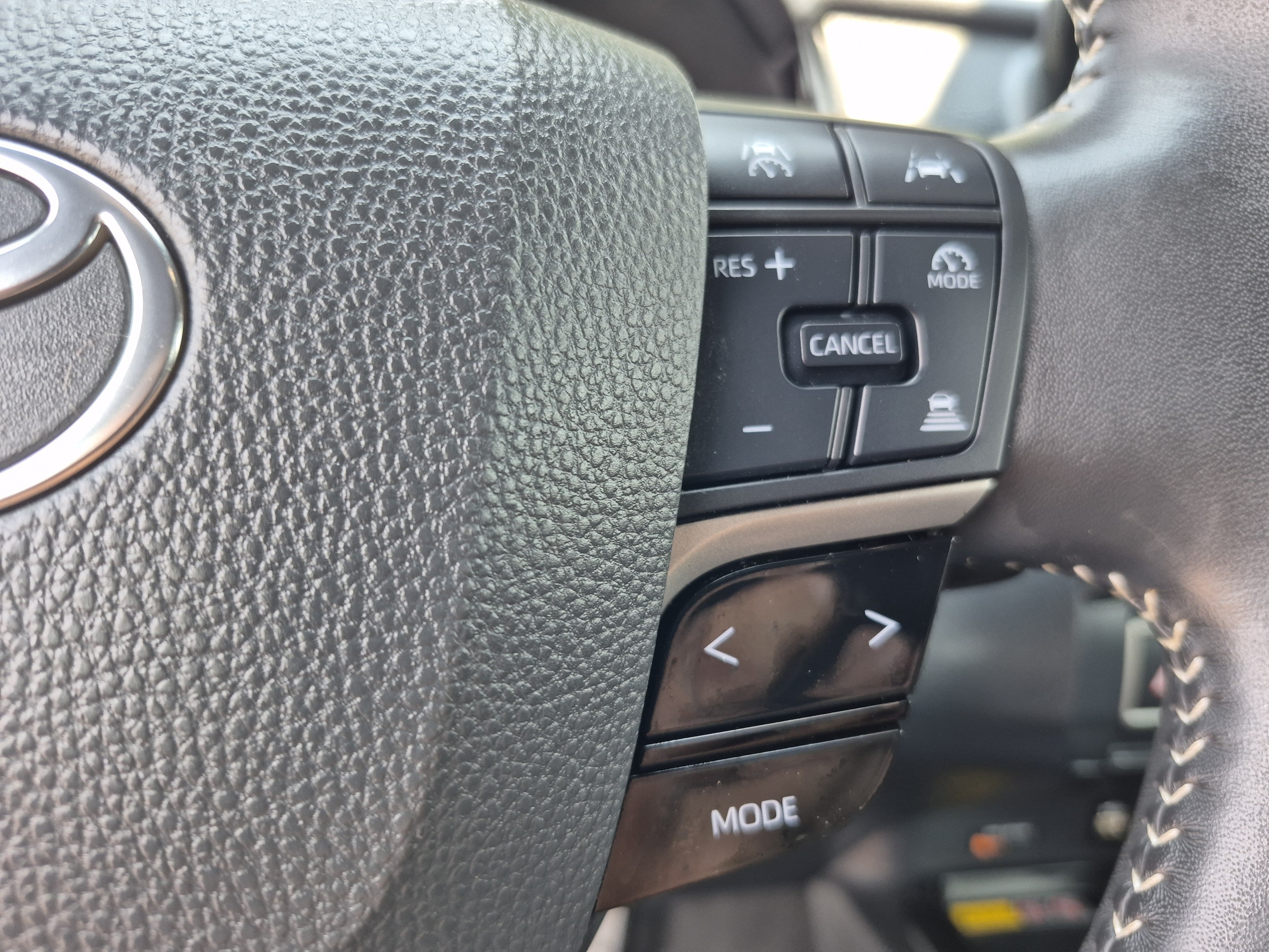 2025 Toyota Camry 26