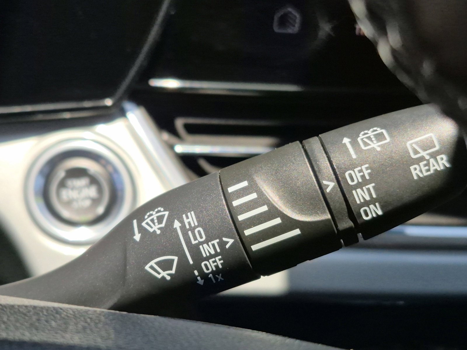 2025 Chevrolet Trax LT - Photo 34