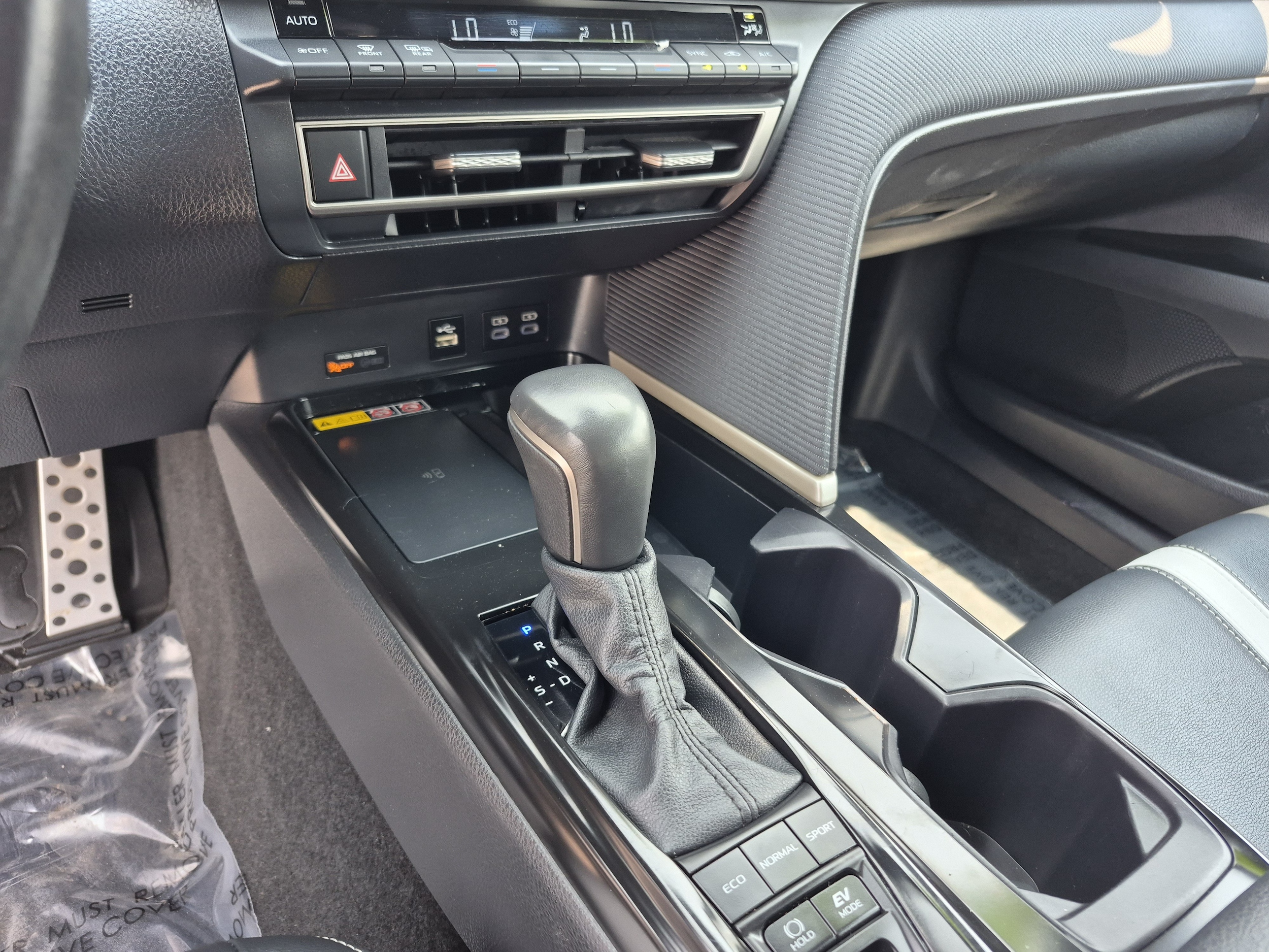 2025 Toyota Camry 11