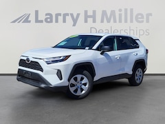 2025 Toyota RAV4 LE SUV