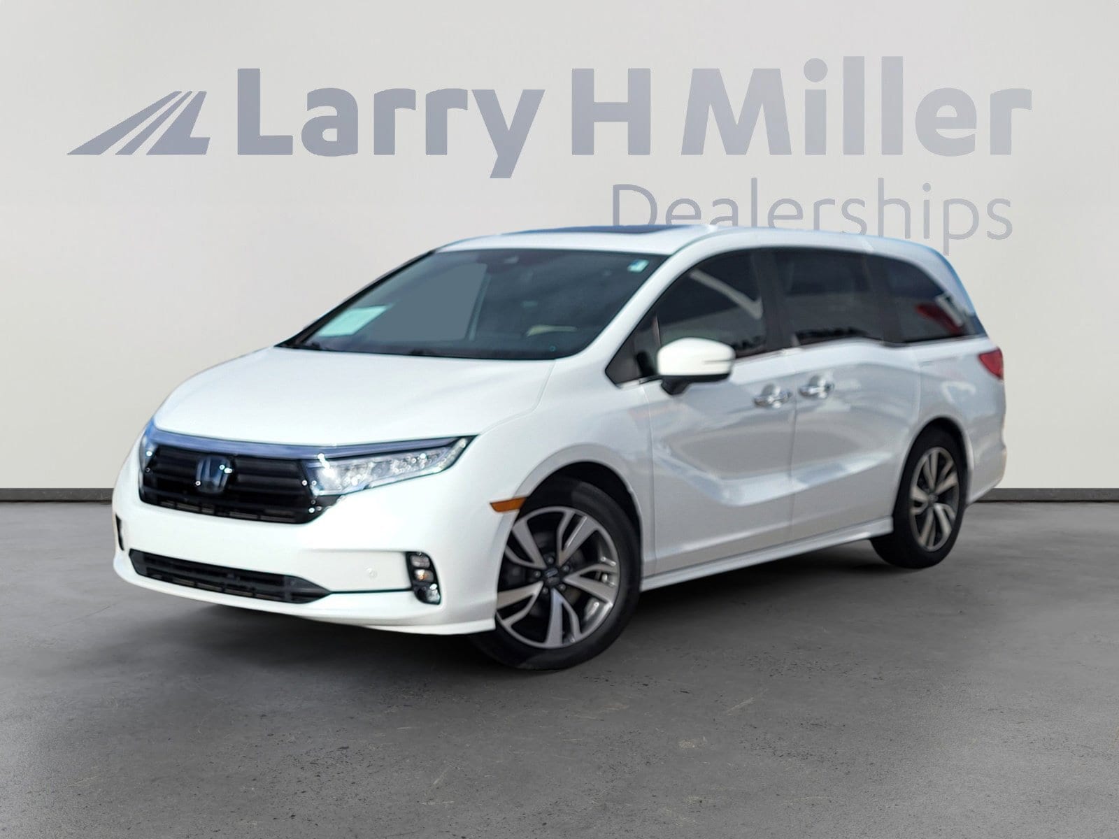 2022 Honda Odyssey Touring's photo