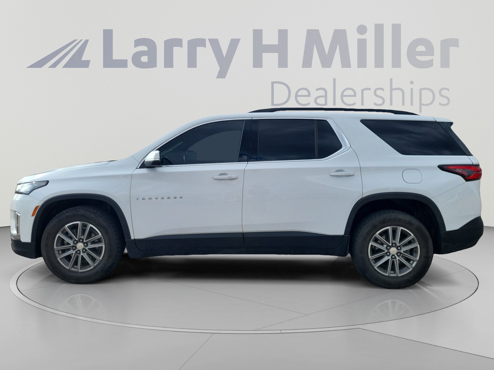 Used 2023 Chevrolet Traverse LT Cloth w/1LT SUV