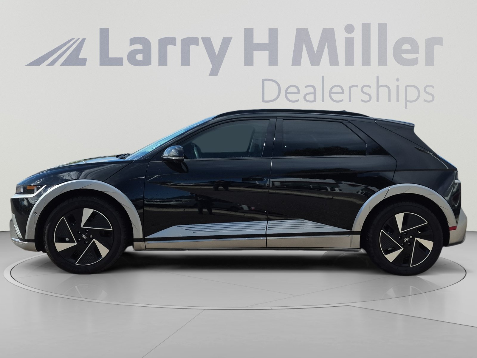 Used 2025 Hyundai IONIQ 5 Limited with VIN 7YAKR4DA7SY016251 for sale in Albuquerque, NM