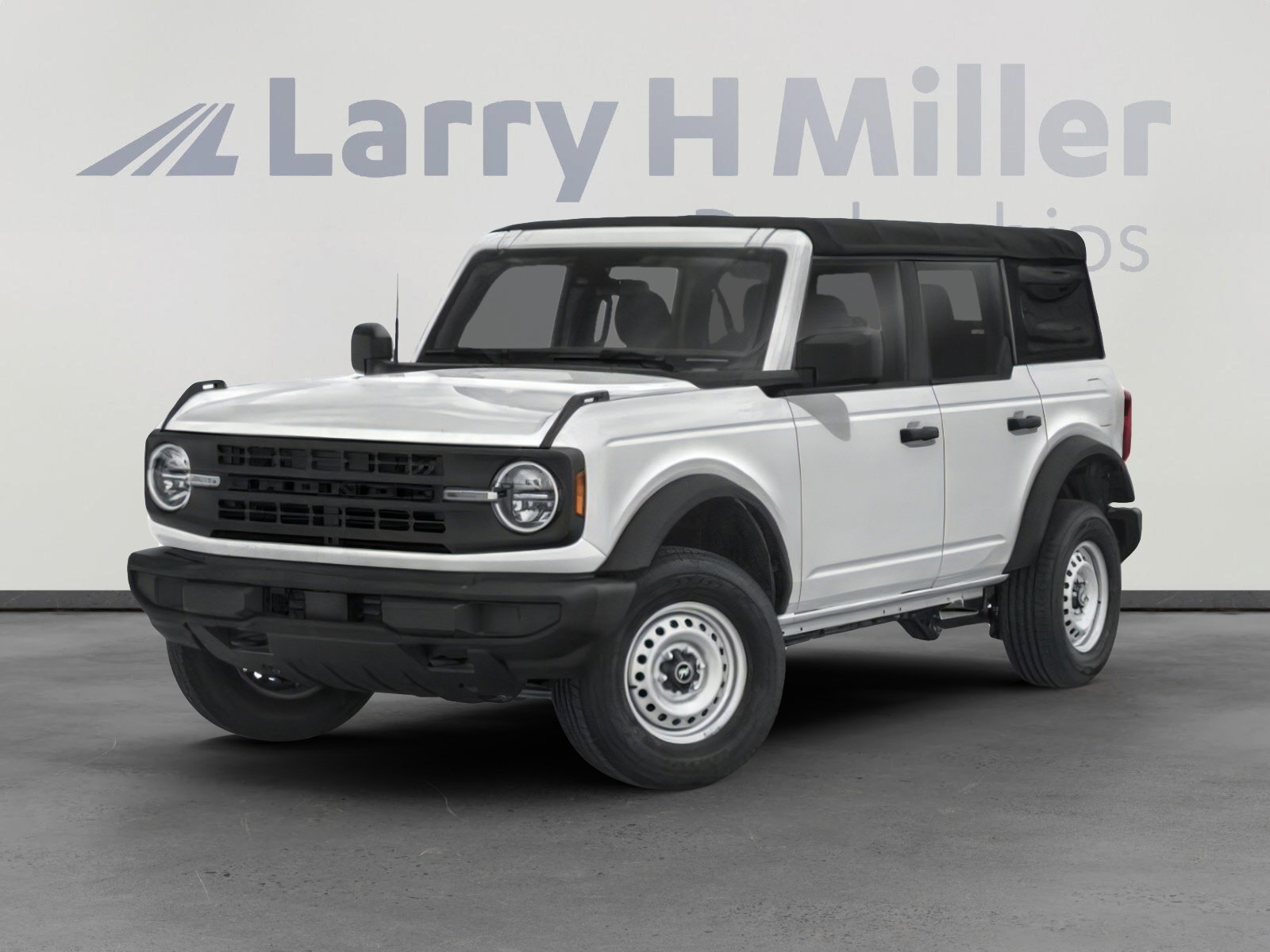 2023 Ford Bronco 4-Door Base's photo