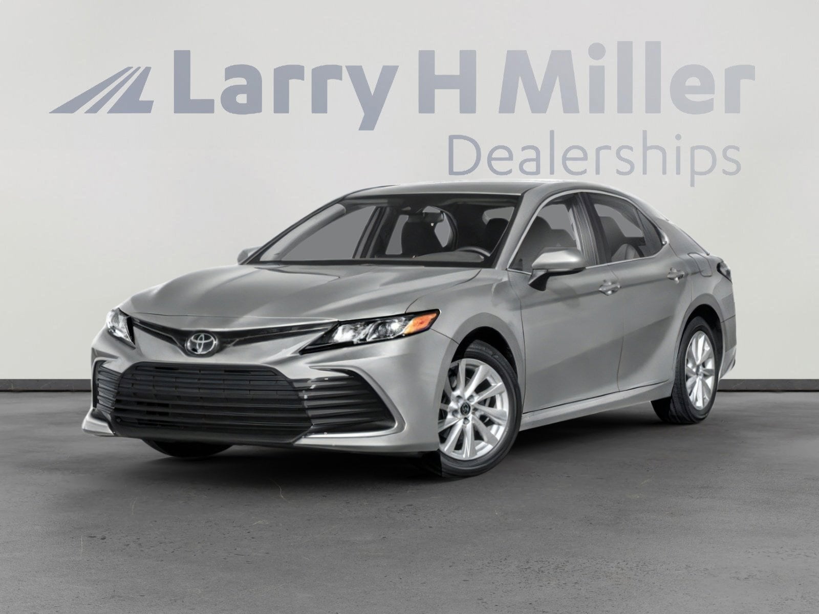 2023 Toyota Camry LE's photo