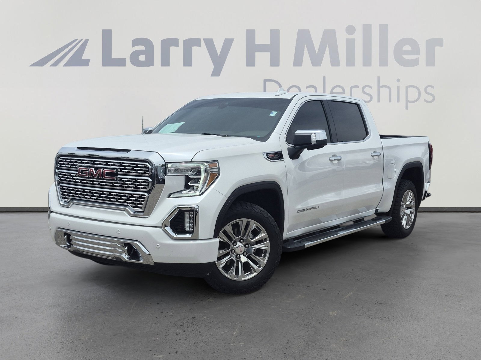 2021 GMC Sierra 4WD Crew Cab Short Box Denali's photo