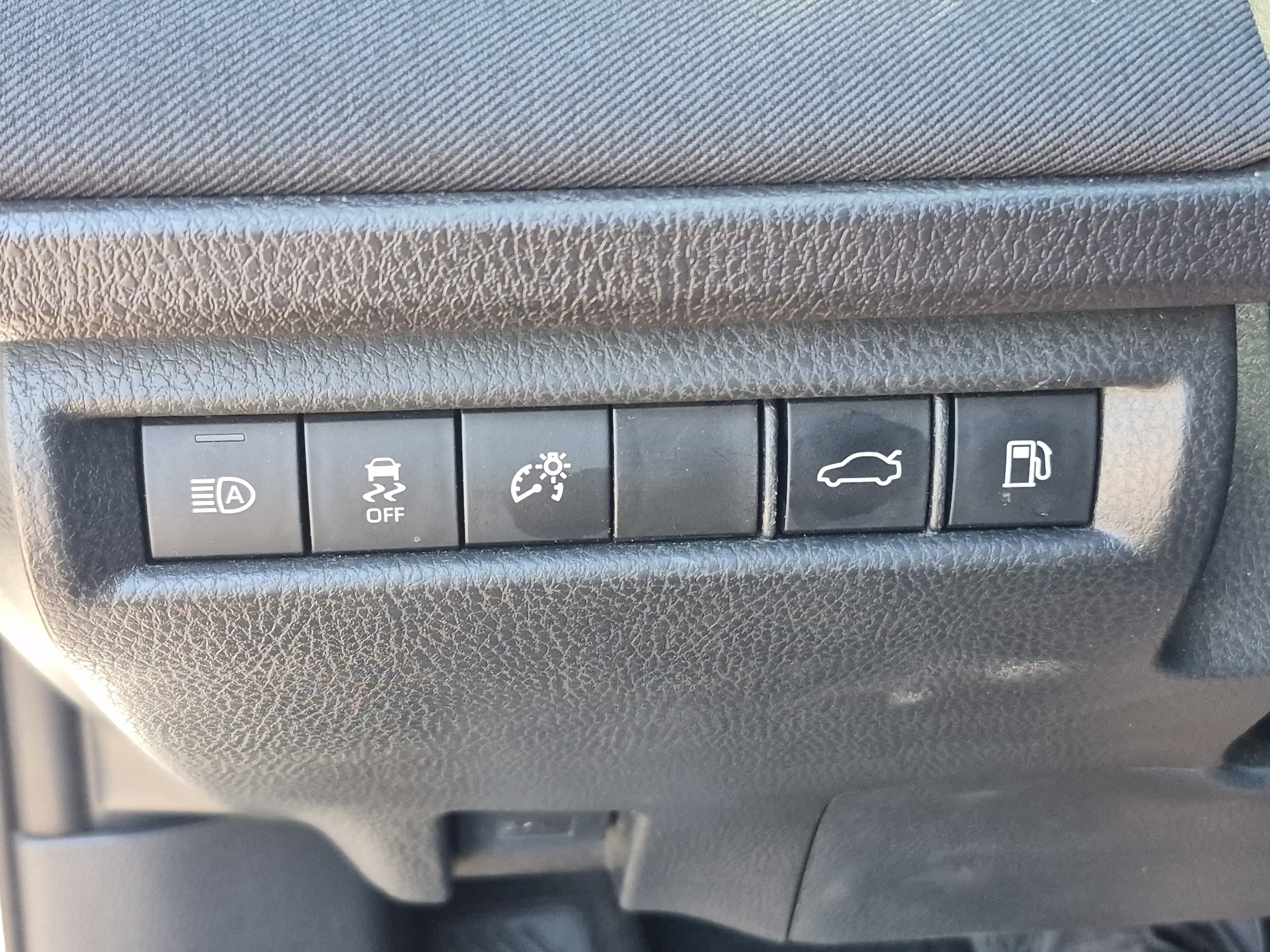 2025 Toyota Camry 35
