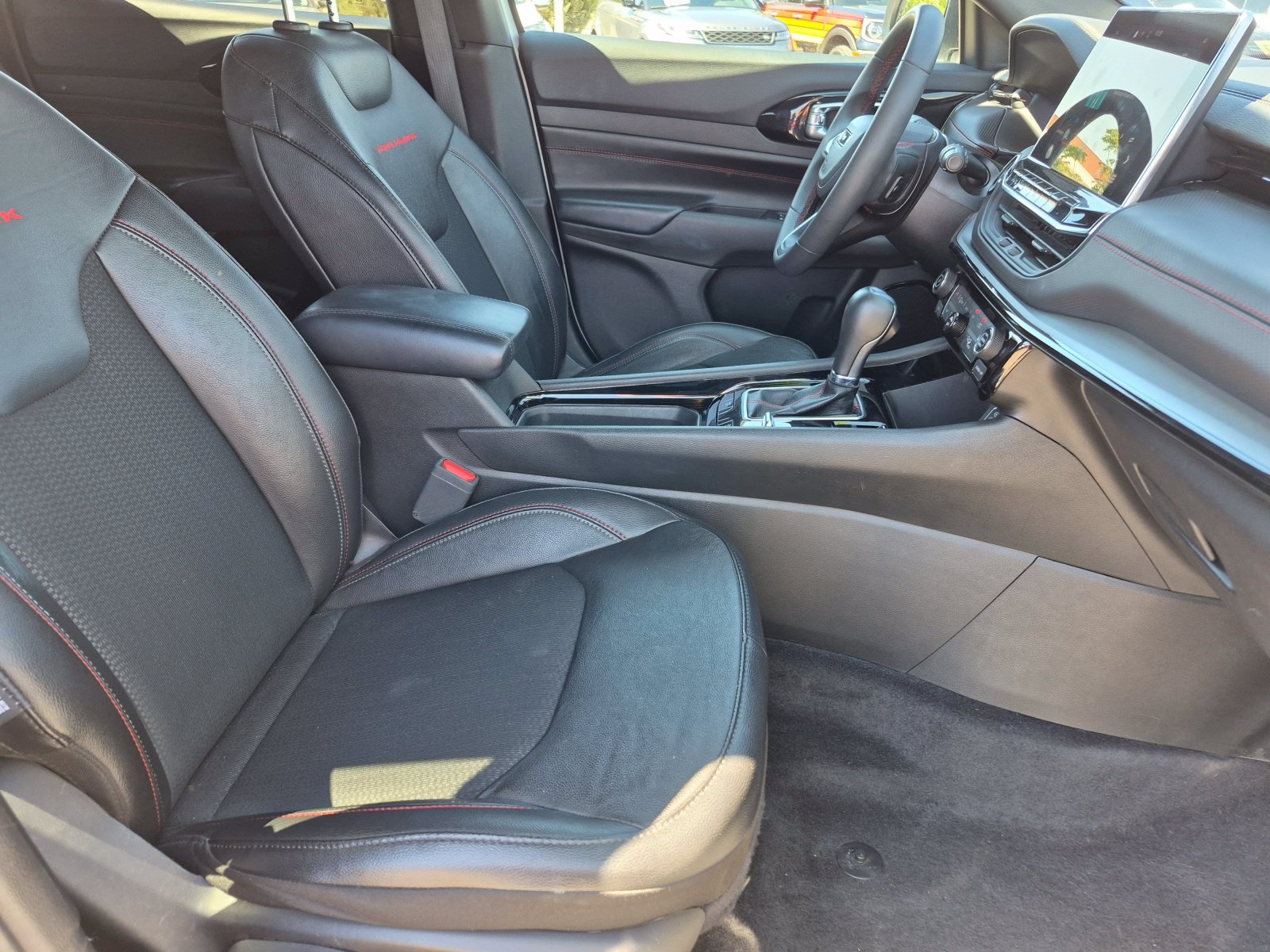 2025 Jeep Compass Trailhawk - Photo 23
