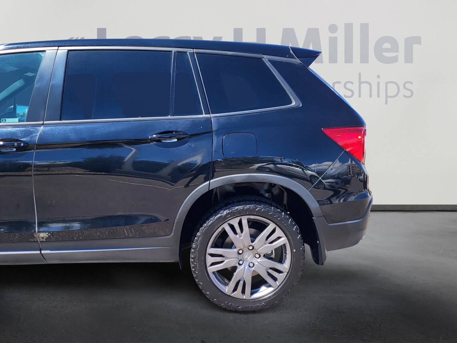 2019 Honda Passport EX-L photo 4