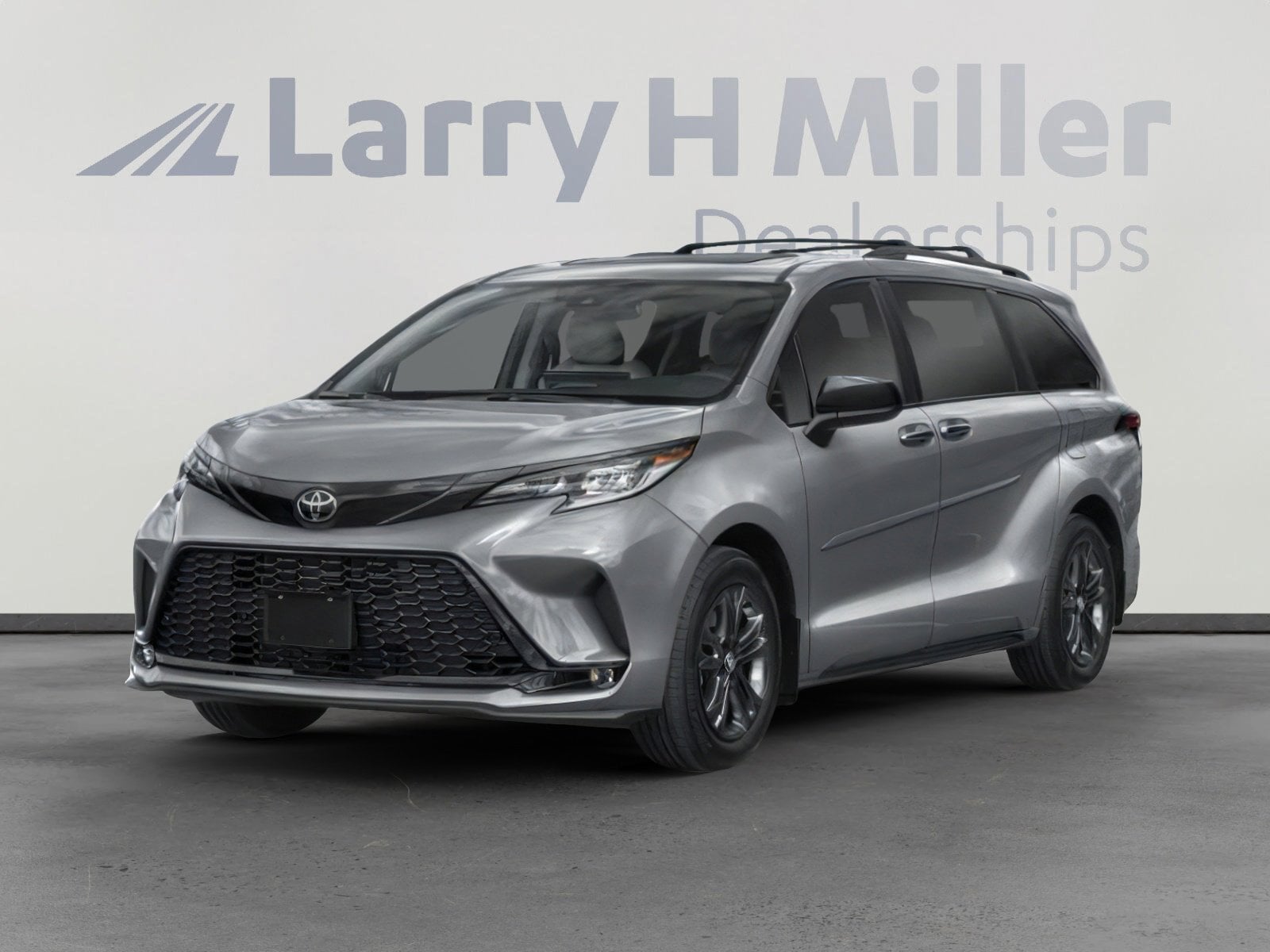 2026 Toyota Sienna XSE 7-Passenger Hybrid FWD's photo