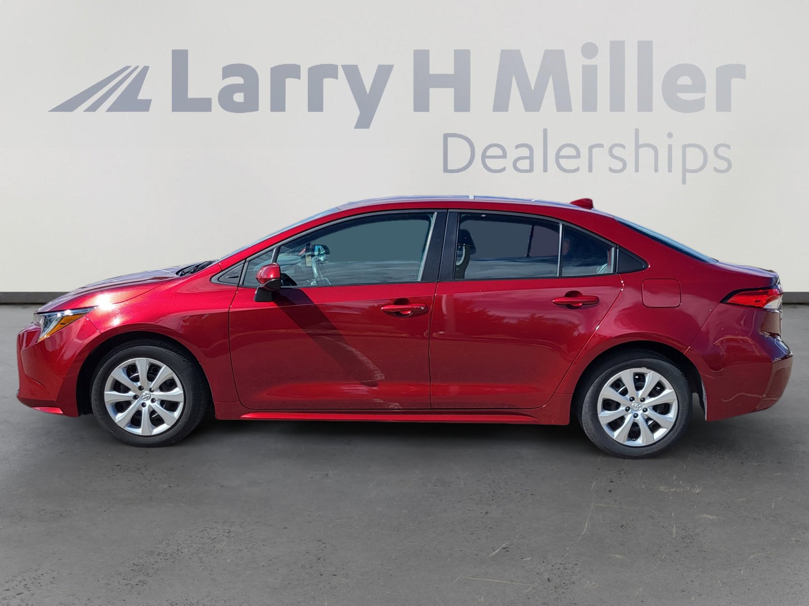 2024 Toyota Corolla LE photo 3