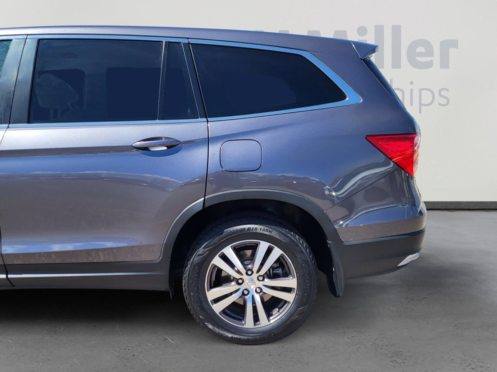 2018 Honda Pilot EX-L photo 3