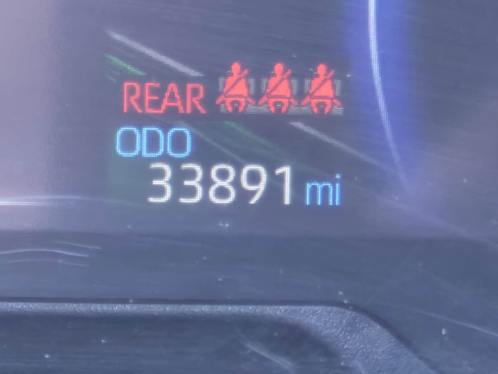 2025 Toyota RAV4 LE - Photo 28