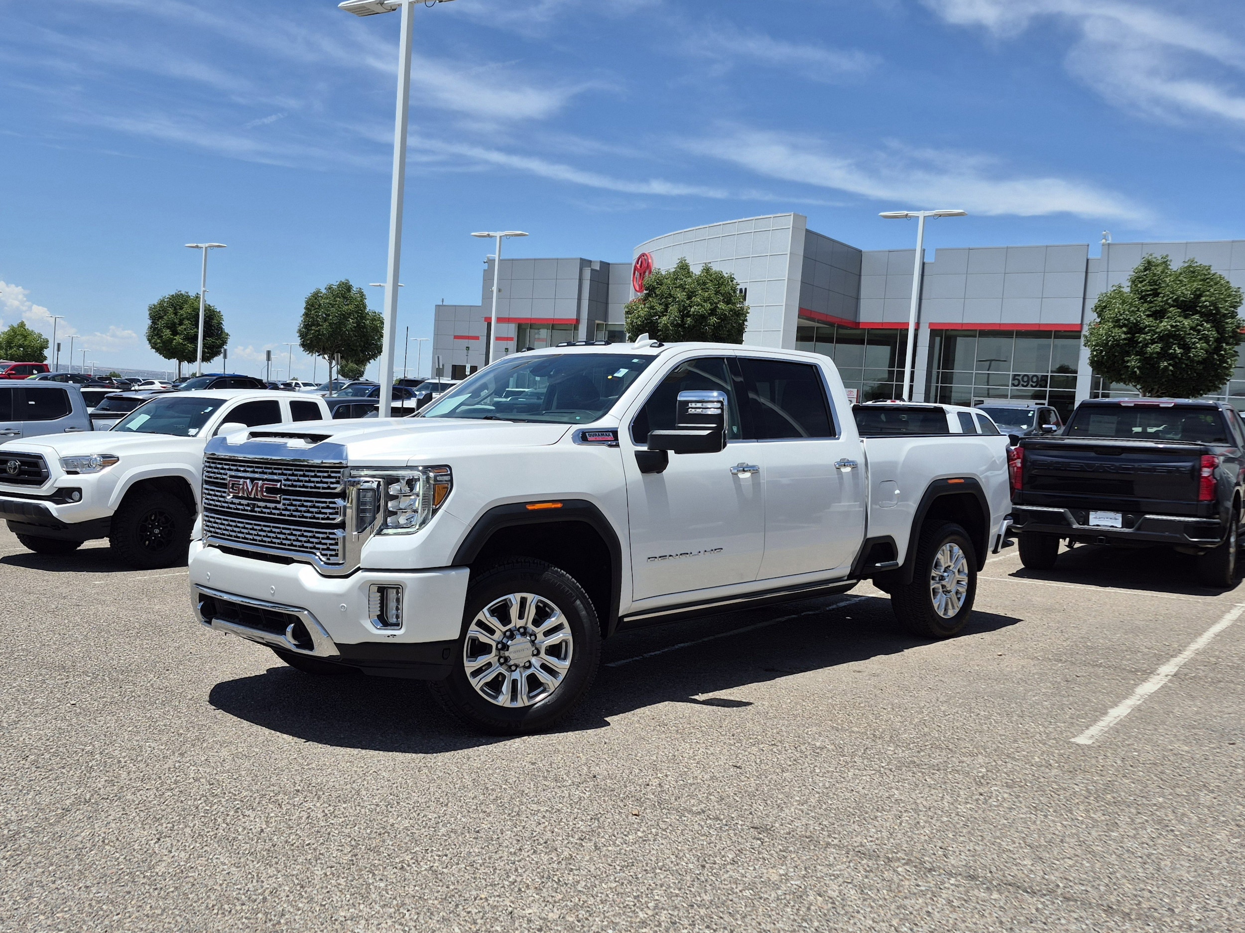 2021 GMC Sierra 4WD Crew Cab Standard Box Denali's photo