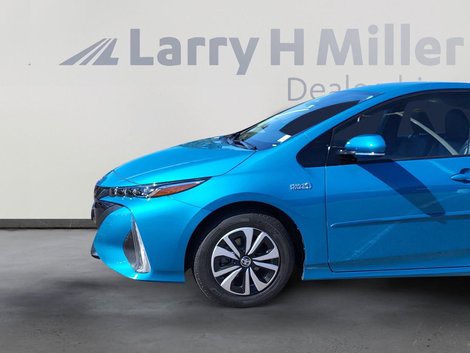 2017 Toyota Prius Prime Three Four photo 2