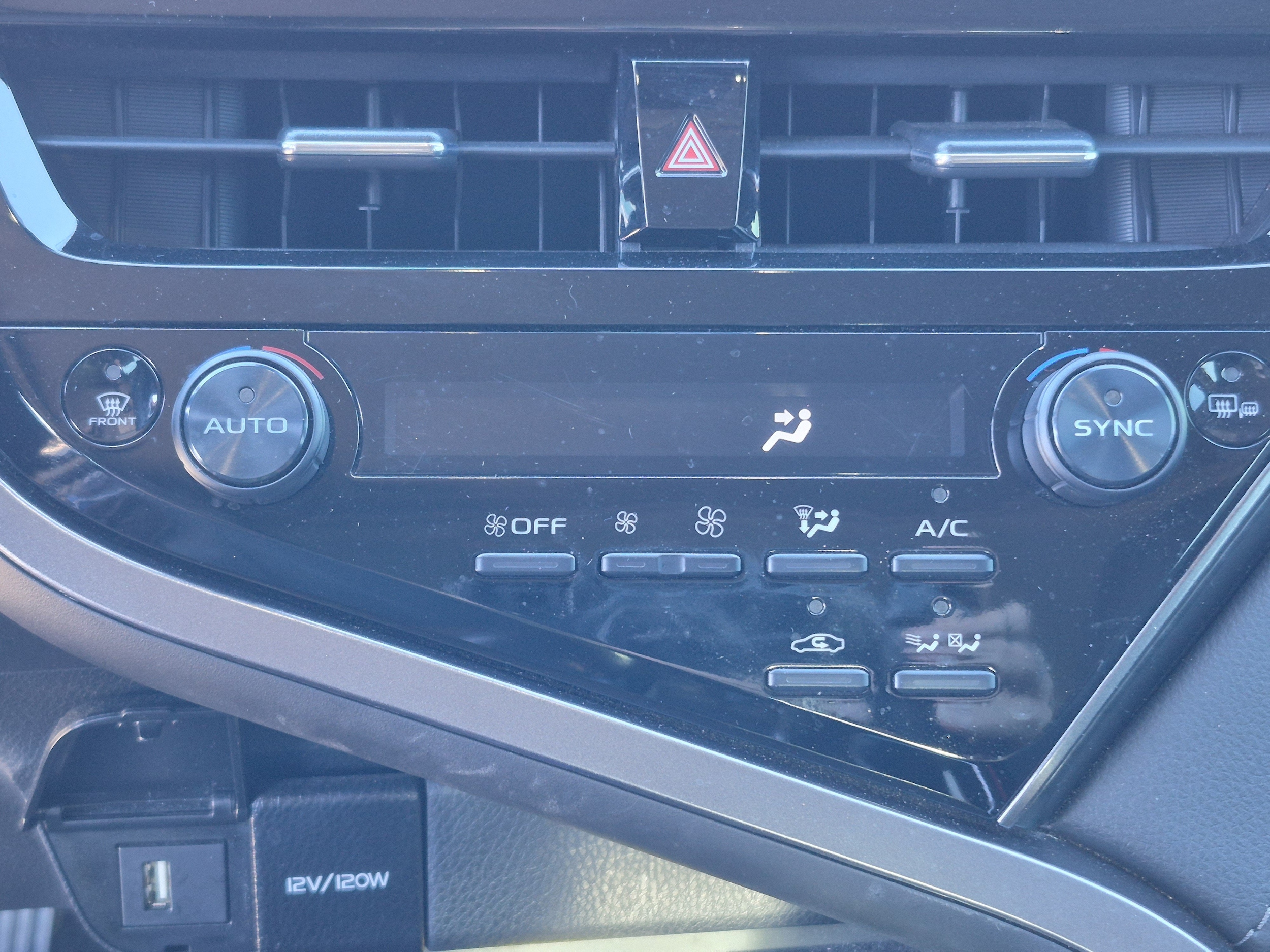 2023 Toyota Camry 32