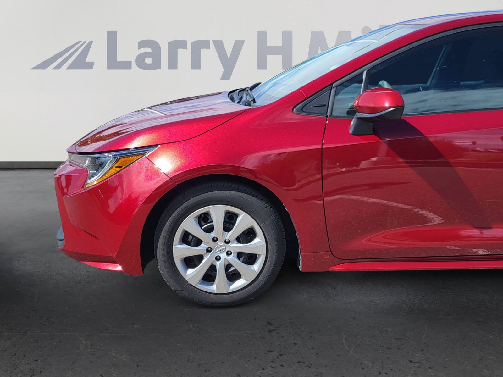 Used 2024 Toyota Corolla LE with VIN 5YFB4MDE3RP138127 for sale in Northfield, Minnesota