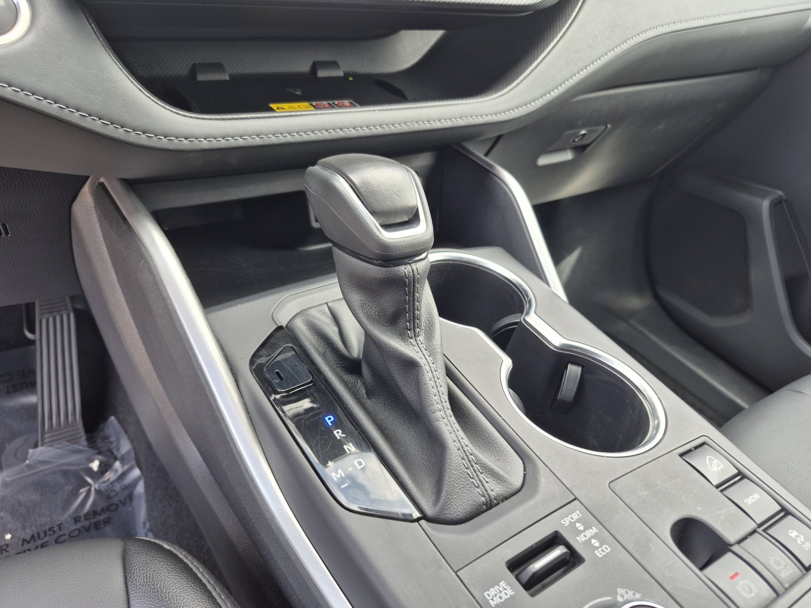 2025 Toyota Highlander 12
