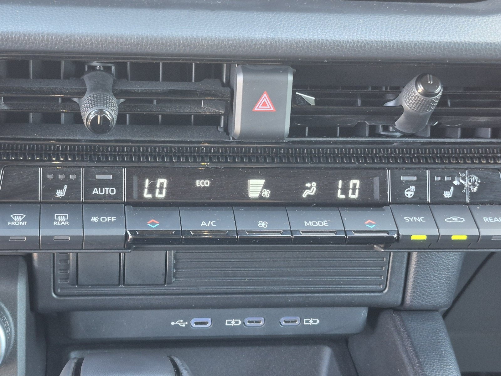 2025 Toyota Land Cruiser 31
