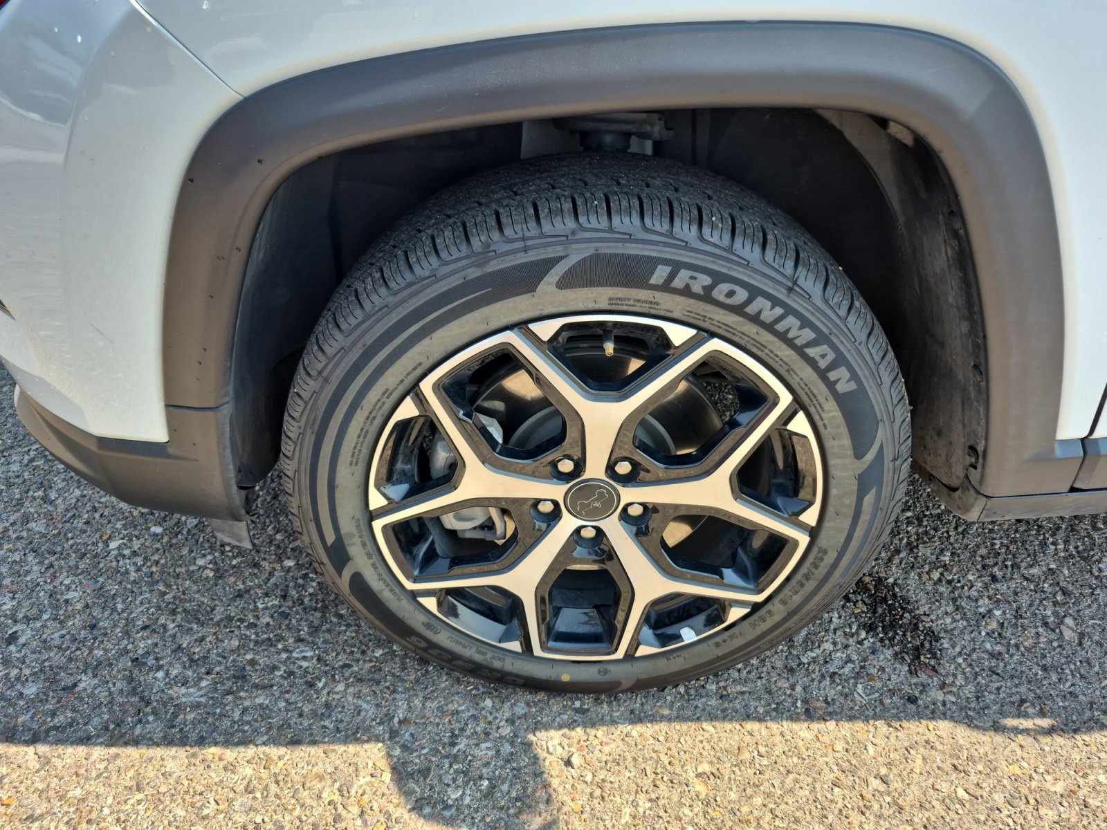 2025 Jeep Compass Limited - Photo 25