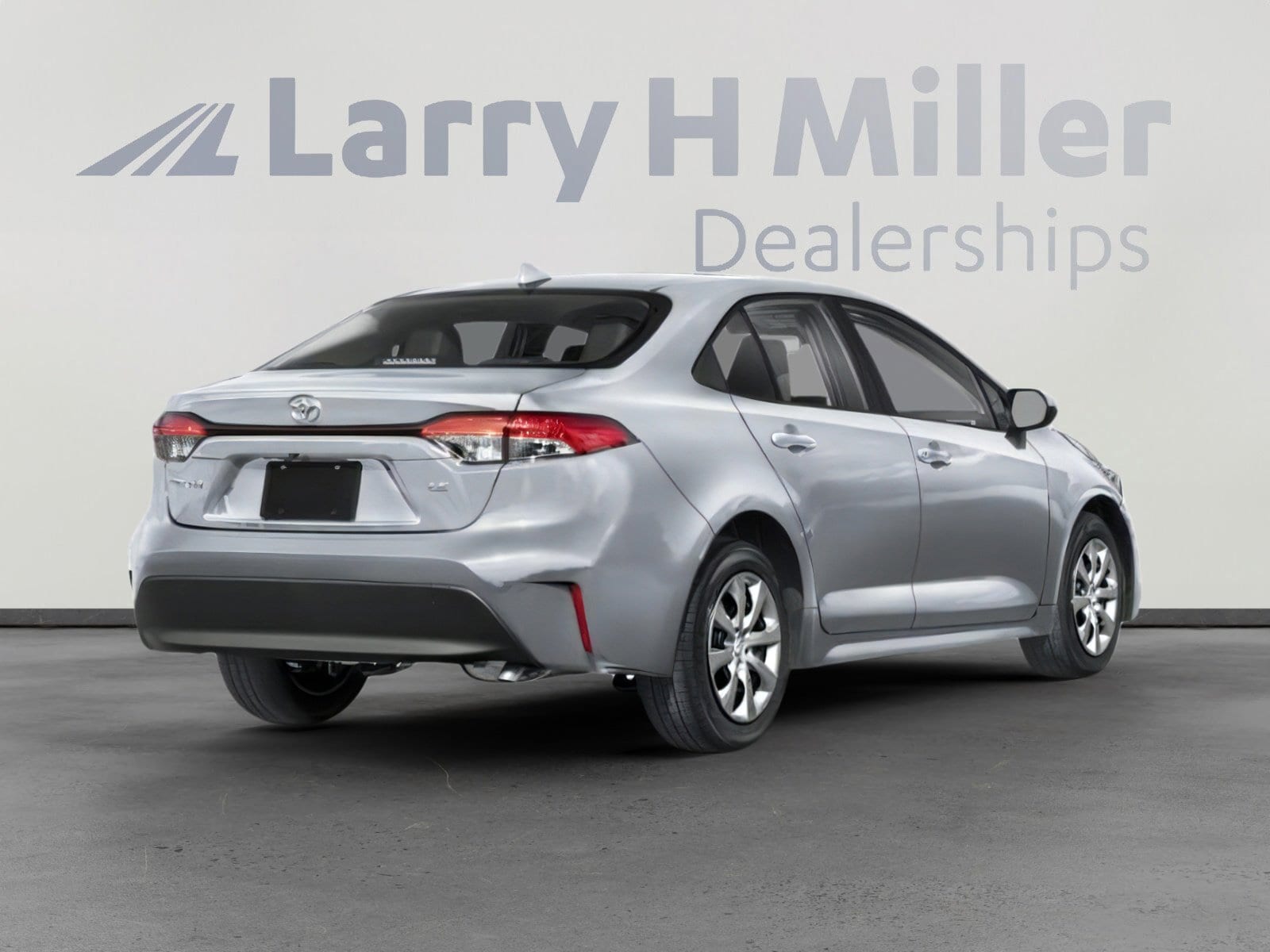 Used 2024 Toyota Corolla LE with VIN 5YFB4MDE7RP092950 for sale in Northfield, Minnesota