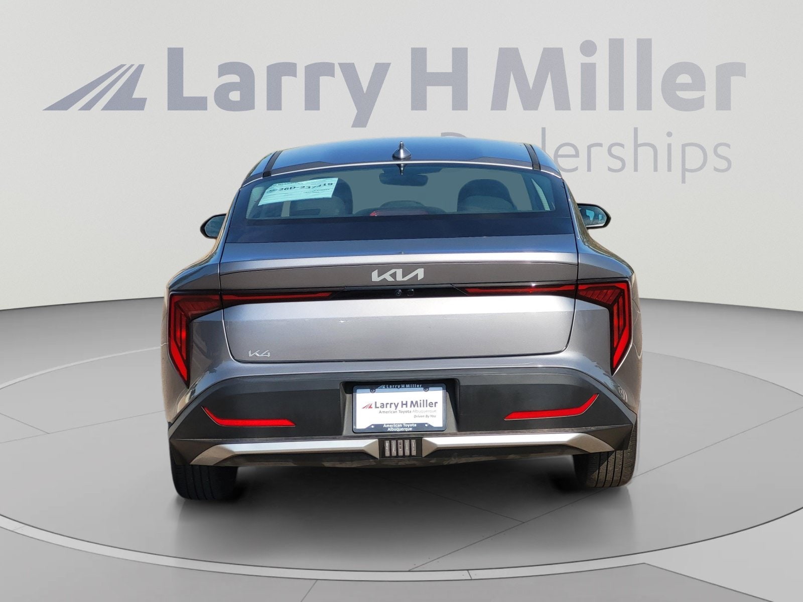 2025 Kia K4 LXS - Photo 27