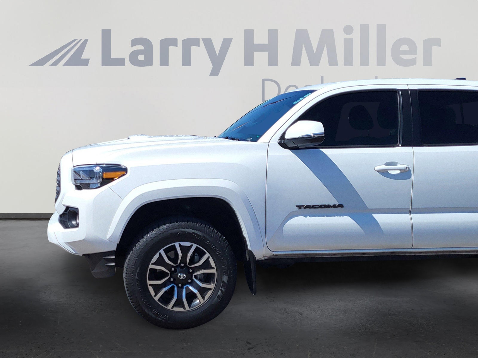 Used 2023 Toyota Tacoma TRD Sport with VIN 3TMCZ5ANXPM633364 for sale in Albuquerque, NM