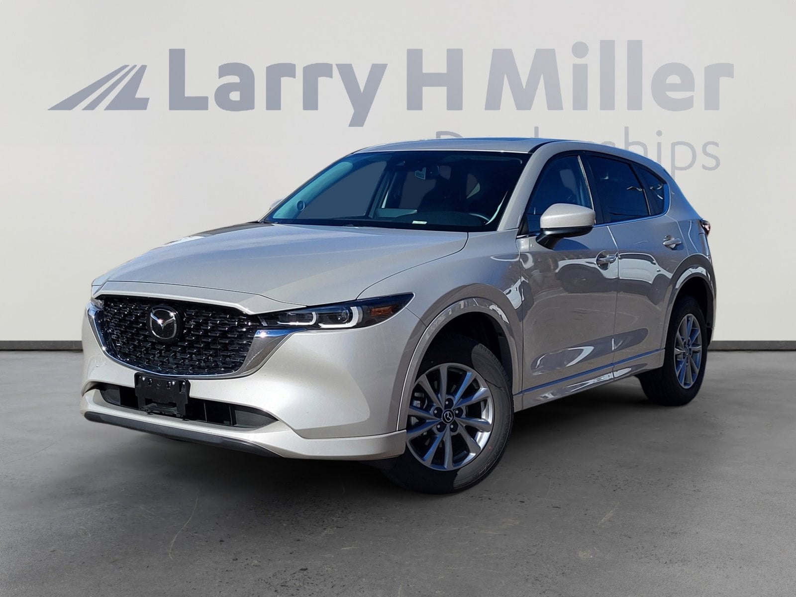 2025 Mazda CX-5 S Preferred package's photo