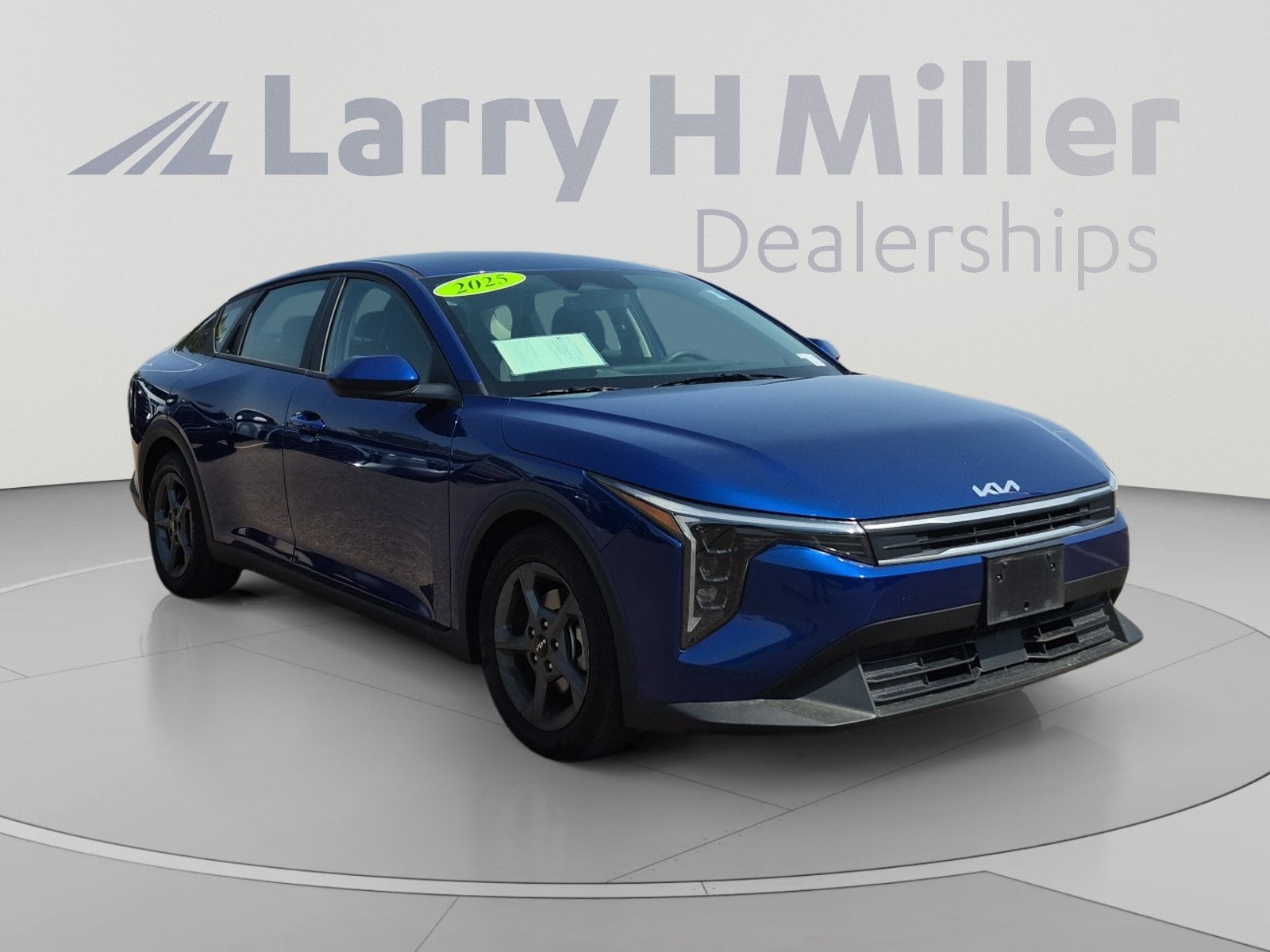2025 Kia K4 LXS - Photo 7