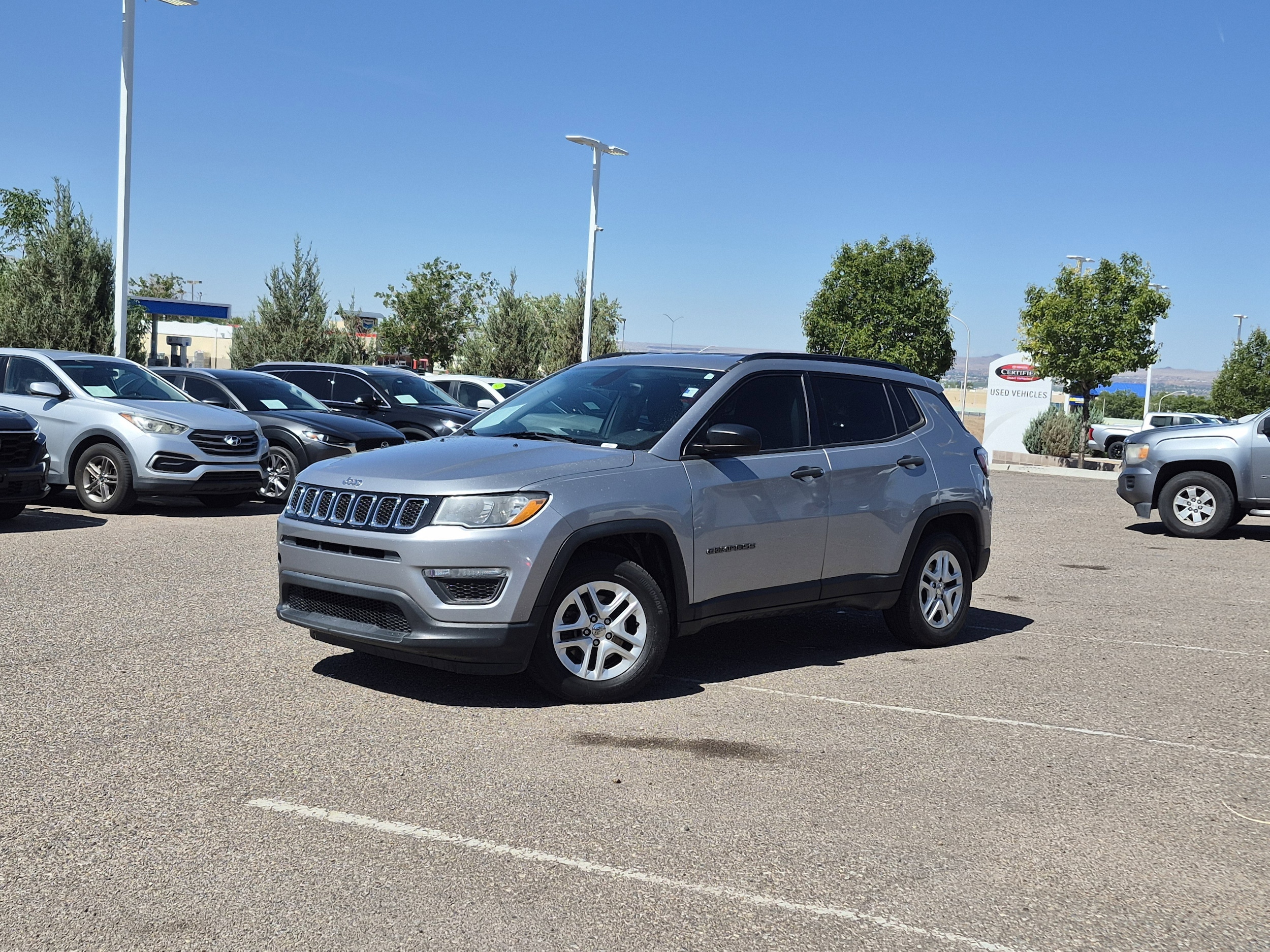 2018 Jeep Compass Sport's photo