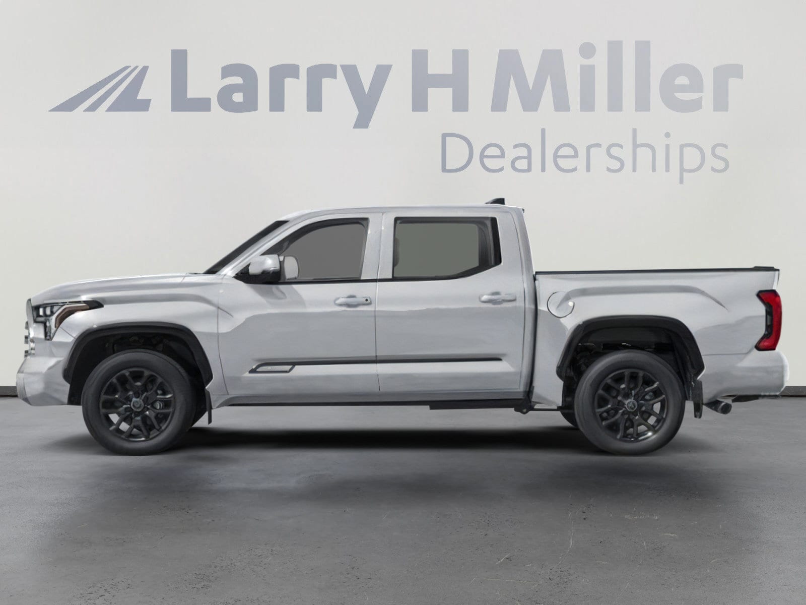 2026 Toyota Tundra Platinum - Photo 3