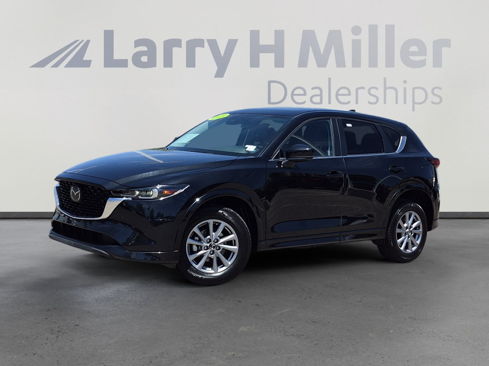 2025 Mazda CX-5 S Preferred package Auto AWD's photo