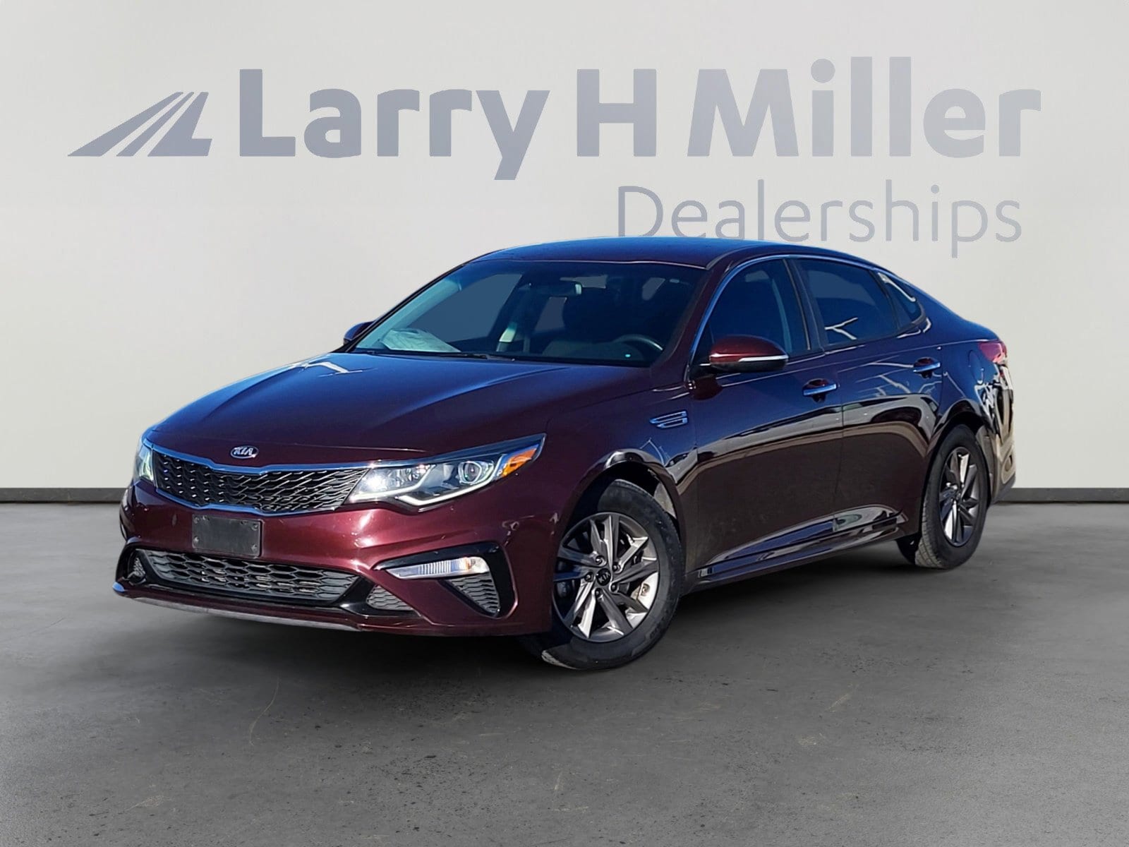 2020 Kia Optima LX's photo