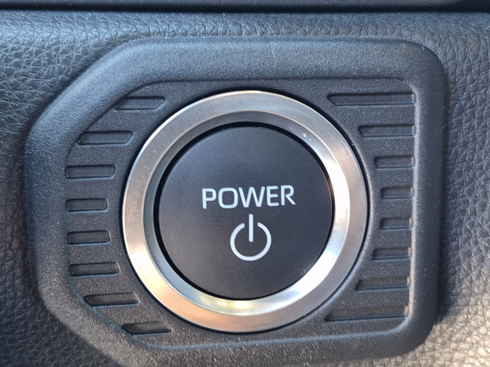 2025 Toyota Land Cruiser 33